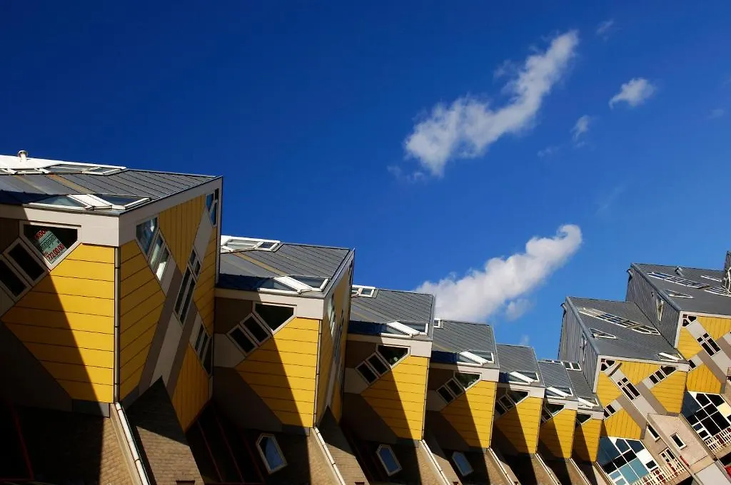 Urban Residences Róterdam Apartahotel